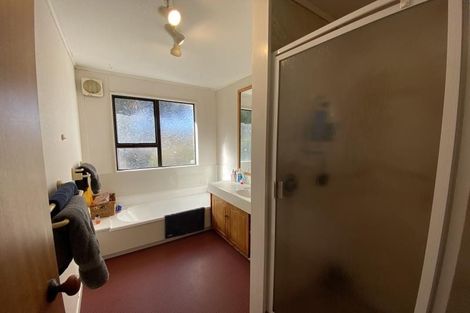 Photo of property in 13 Shackle Lane, Whitby, Porirua, 5024