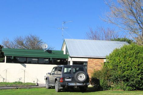 Photo of property in 9 Halberg Street, Papakura, 2110