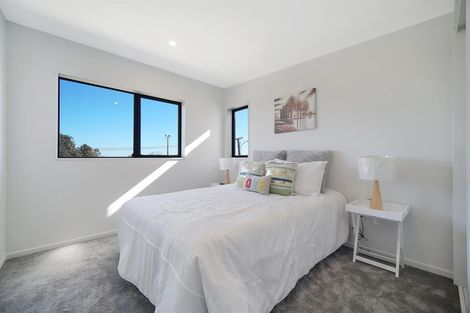 Photo of property in 175 Grove Road, Papakura, 2110