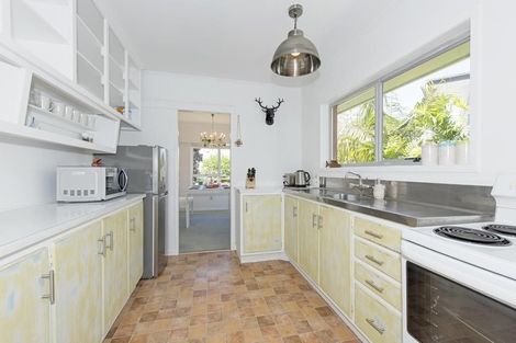 Photo of property in 2/1 Rata Road, Devonport, Auckland, 0624