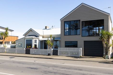 Photo of property in 653 Marine Parade, Napier South, Napier, 4110
