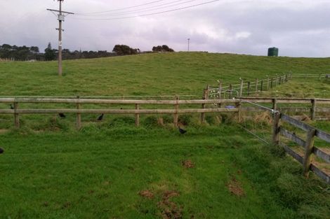 Photo of property in 496 Oaia Road, Muriwai, Waimauku, 0881