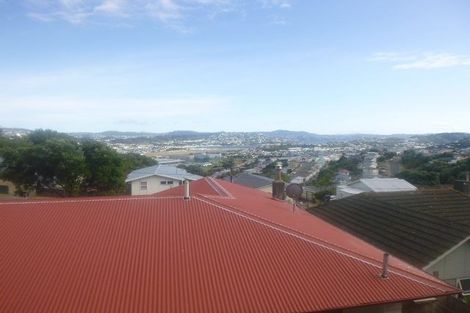 Photo of property in 33 Ahuriri Street, Strathmore Park, Wellington, 6022