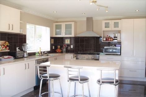 Photo of property in 84 Killybegs Drive, Pinehill, Auckland, 0632