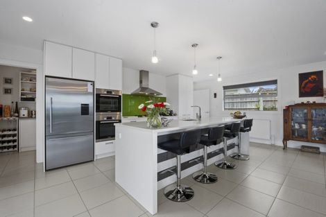 Photo of property in 31 Magnolia Rise, Waipahihi, Taupo, 3330