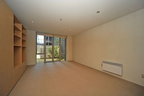 Photo of property in Sanctum Apartment, 10 Ebor Street, Te Aro, Wellington, 6011