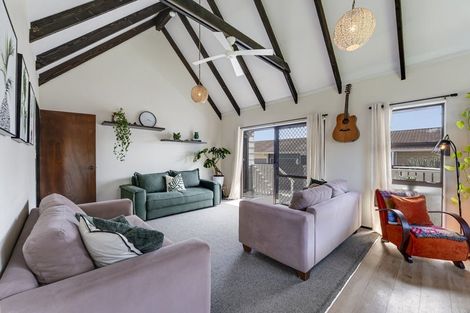 Photo of property in 2/17 Ranui Road, Stoke, Nelson, 7011