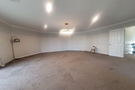 Photo of property in 50 Marina View Drive, West Harbour, Auckland, 0618
