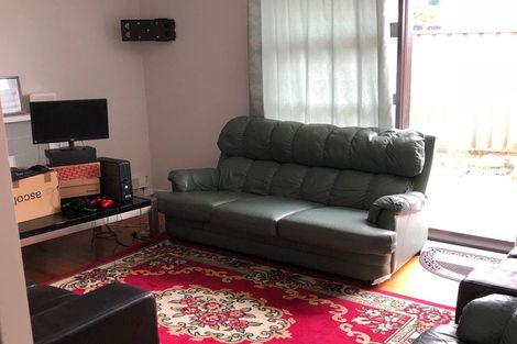 Photo of property in 12 Tracey Terrace, Te Atatu South, Auckland, 0602