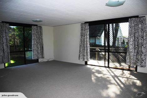 Photo of property in 1/5 Compass Place, Te Atatu Peninsula, Auckland, 0610