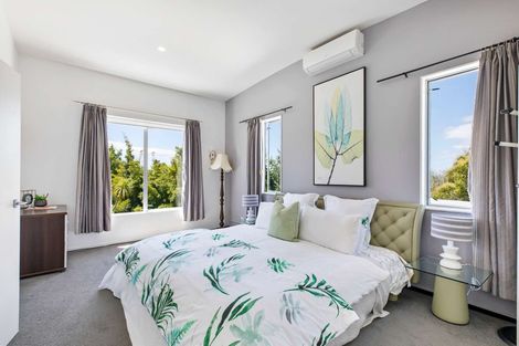 Photo of property in 12a Felton Mathew Avenue, St Johns, Auckland, 1072