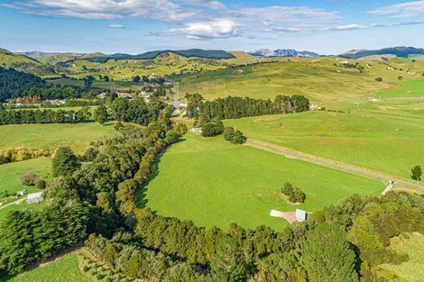 Photo of property in 5021 Pahiatua Pongaroa Road, Pongaroa, 4991