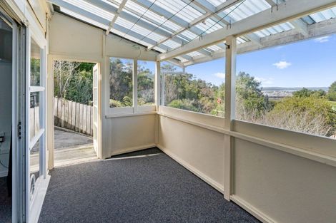 Photo of property in 10 Memorial Drive, Parahaki, Whangarei, 0112