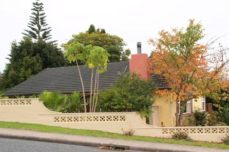 Photo of property in 78 Cockle Bay Road, Cockle Bay, Auckland, 2014