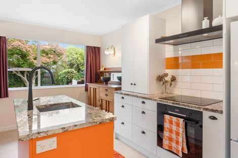 Photo of property in 25b Pehi Kupa Street, Waikanae, 5036