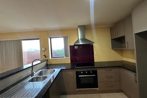 Photo of property in 63 Alabaster Drive, Papatoetoe, Auckland, 2025