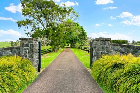 Photo of property in 1275 Kahikatea Flat Road, Kaukapakapa, 0871