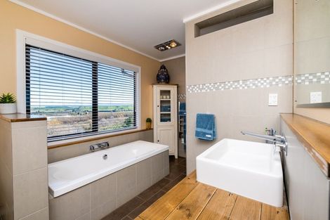 Photo of property in 54 Dartmoor Road, Puketapu, Napier, 4183