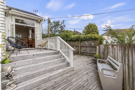 Photo of property in 2/1 Diomede Street, Bayswater, Auckland, 0622