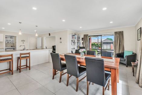 Photo of property in 6 Woodbank Street, Somerfield, Christchurch, 8024