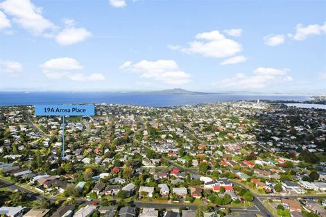 Photo of property in 19a Arosa Place, Forrest Hill, Auckland, 0620