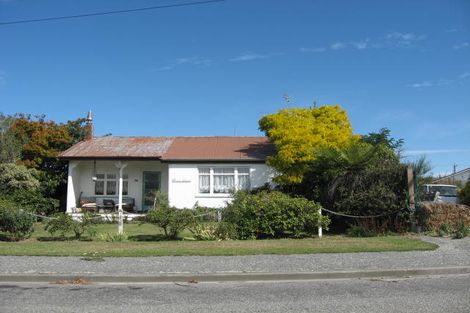 Photo of property in 8 Robinson Street, Rakaia, 7710