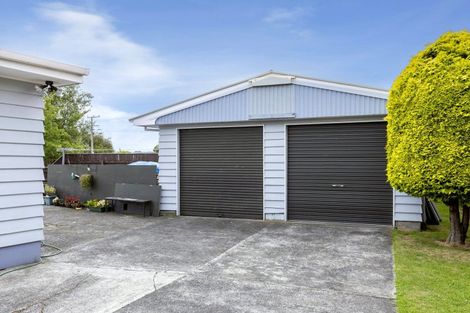 Photo of property in 2 Tamatea Road, Taupo, 3330
