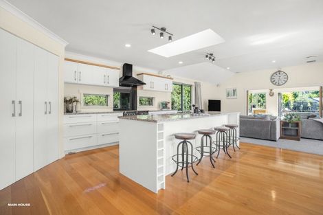 Photo of property in 81 Reading Street, Greytown, 5712