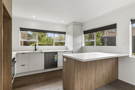 Photo of property in 1 Ruskin Place, Westown, New Plymouth, 4310