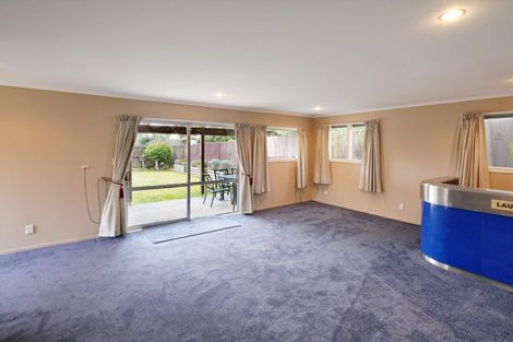 Photo of property in 41a Lake Terrace Road, Burwood, Christchurch, 8061