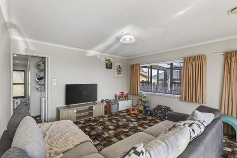 Photo of property in 18 Jade Place, Bell Block, New Plymouth, 4312