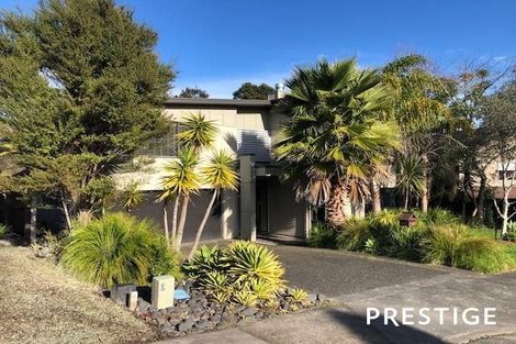 Photo of property in 48 Newbury Place, Schnapper Rock, Auckland, 0632