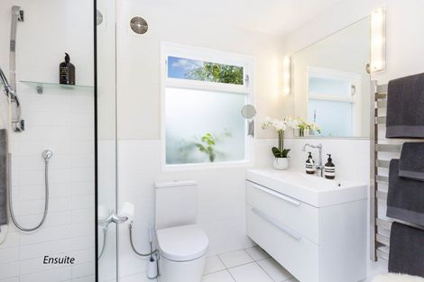 Photo of property in 385 Fergusson Drive, Heretaunga, Upper Hutt, 5018