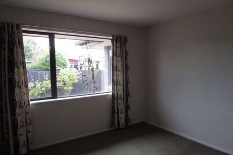 Photo of property in 2 Ruahine Place, Parklands, Christchurch, 8083