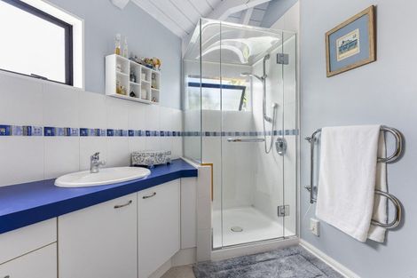 Photo of property in 2/52 Hattaway Avenue, Bucklands Beach, Auckland, 2012