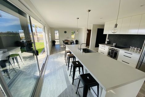 Photo of property in 120 The Boulevard, Papamoa Beach, Papamoa, 3118