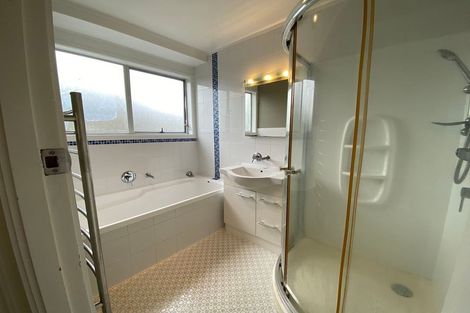 Photo of property in 10 Airey Place, Torbay, Auckland, 0630