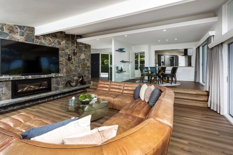 Photo of property in 62 Sharon Road, Waiake, Auckland, 0630