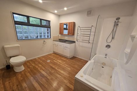 Photo of property in 17a Aplin Terrace, Ngaio, Wellington, 6035