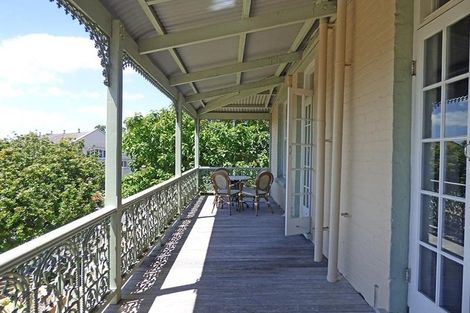 Photo of property in 2/24 Church Street, Devonport, Auckland, 0624
