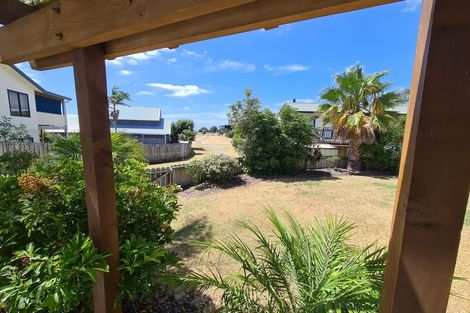 Photo of property in 113 Cordyline Crescent, Matarangi, Whitianga, 3592