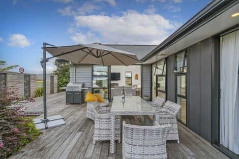 Photo of property in 1 Vanita Drive, Whitianga, 3510