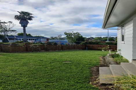 Photo of property in 25 Pooley Street, Pakuranga Heights, Auckland, 2010