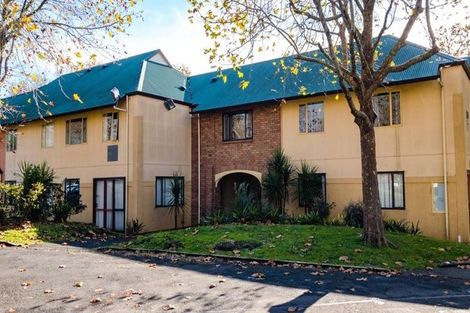 Photo of property in 3/125 Carrington Road, Point Chevalier, Auckland, 1025