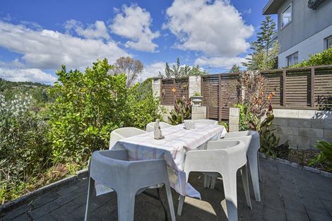 Photo of property in 2 Aotea Crescent, Havelock North, 4130