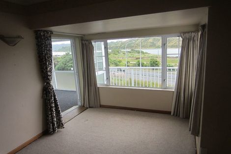 Photo of property in 62 Paremata Crescent, Paremata, Porirua, 5024