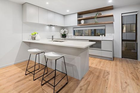 Photo of property in 2c Fowler Street, Northcote, Auckland, 0627