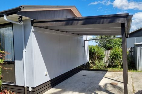 Photo of property in 2/15 Cyril Crescent, West Harbour, Auckland, 0618
