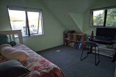 Photo of property in 56a Taikata Road, Te Atatu Peninsula, Auckland, 0610