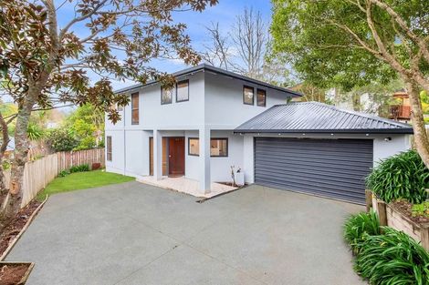Photo of property in 2/12 Philip Place, Hillcrest, Auckland, 0627